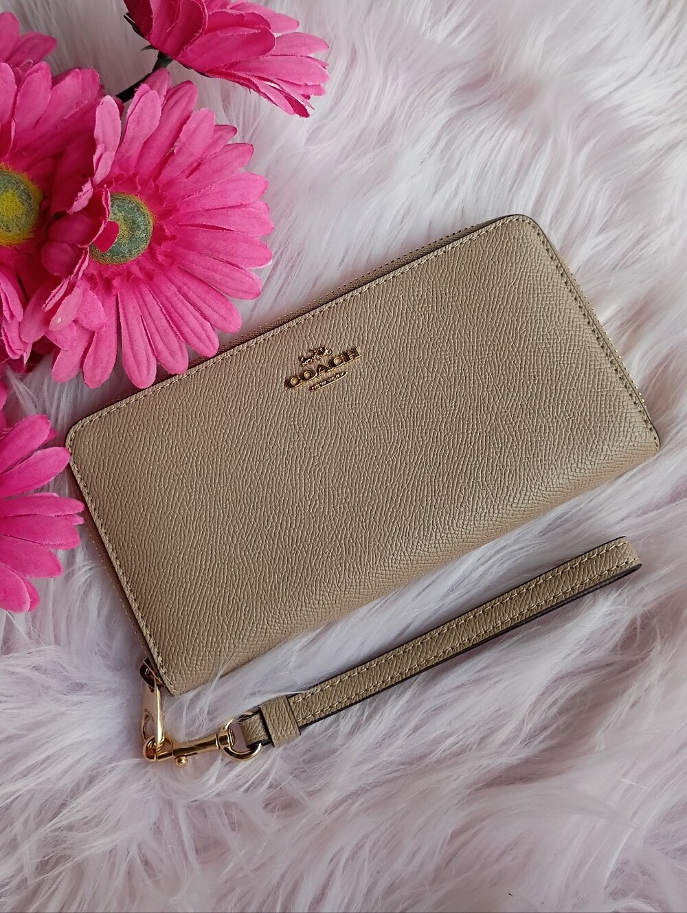 Coach Taupe Tan Beige Neutral Cross-Grain Leather Long Zip Around Wallet